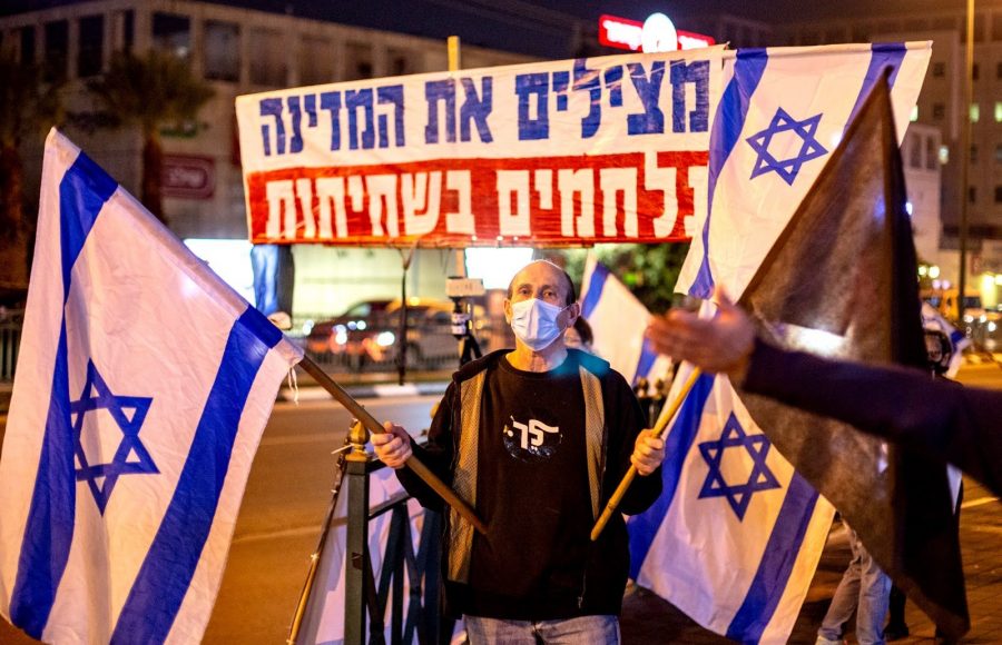 צביקה ליכטר בהפגנה צילום: נעם אמיר